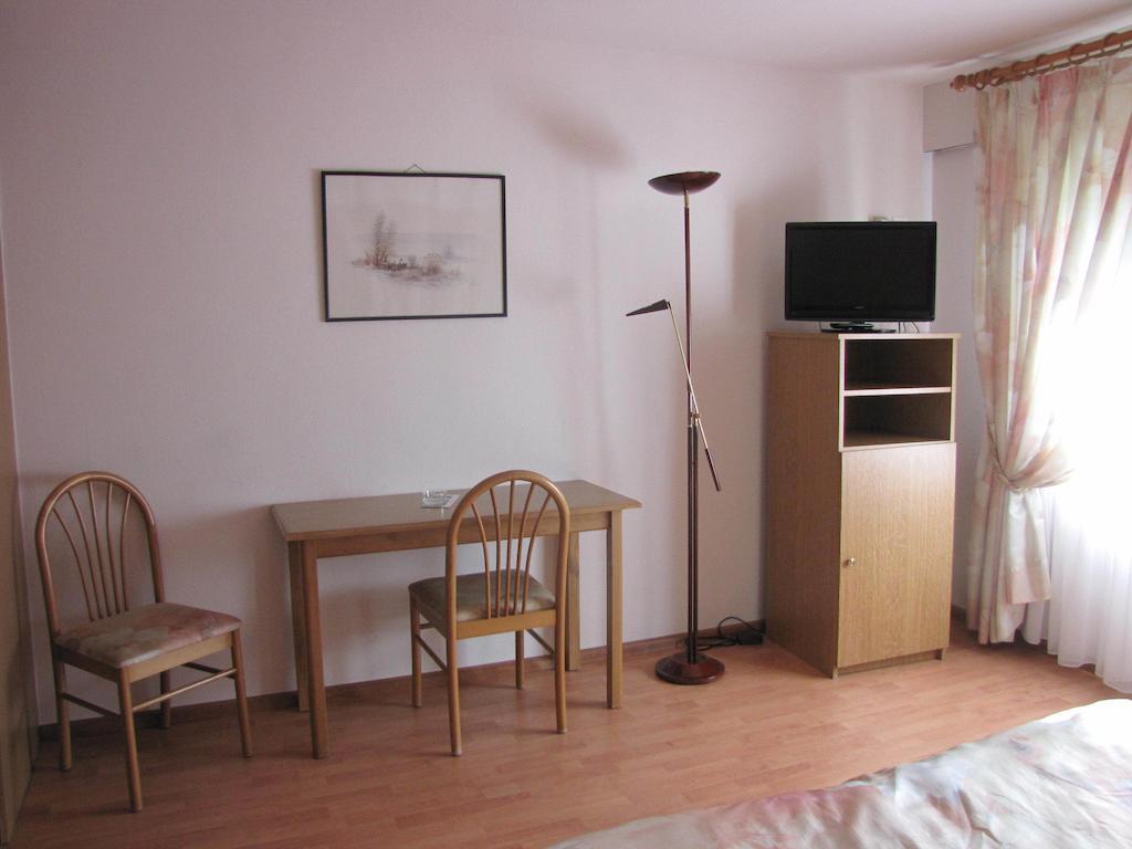 Hotel Le Caballin Vogelgrun Zimmer foto